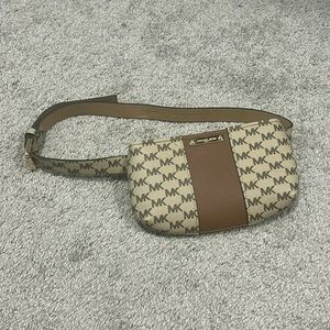 Michael Kors Waist Bag